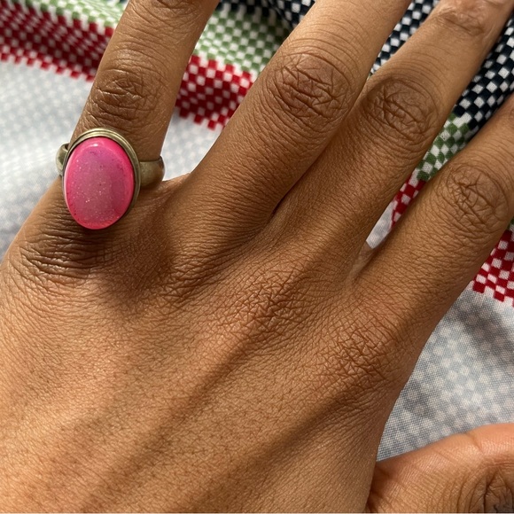 Pink crystal stone ring - Picture 4 of 8